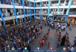 بدء العام الدراسي في  غزة.. "رمزيا"