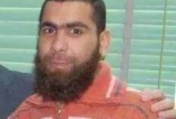 معيد بجامعة أسيوط يحصل على الماجستير بامتياز خلف القضبان