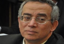 احتجاز نجلة "حسن البرنس" عقب زيارتها لوالدها