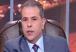 بالفيديو .. عكاشة يعلن على الهواء غلق قناة "الفراعين"