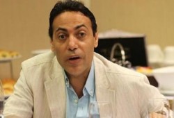 بالفيديو .. الغيطي يستمر في نشر أكاذيب المخابرات : السيسي حاصر الأسطول الأمريكي وأسر قيادت