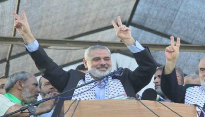 "هنية" وسط الآلاف من أهل غزة : المجاهدون مرغوا أسطورة الجيش الذي لا يقهر