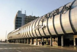 كوارث الانقلاب.. نشوب حريق بطائرة أثناء هبوطها بمطار القاهرة