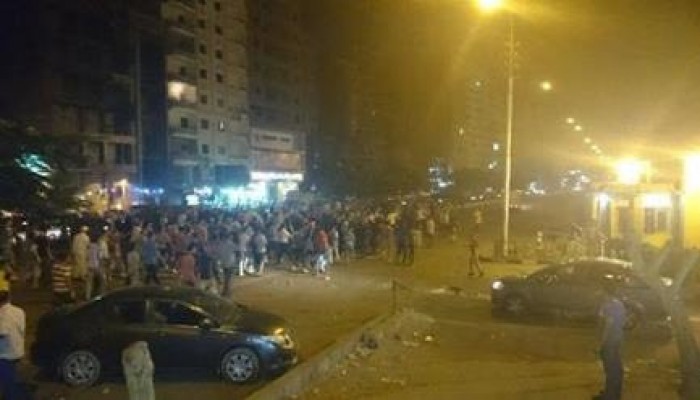 بالصور.. مسيرة ليلية لثوار الألف مسكن للتنديد بالانقلاب وسوء الأحوال المعيشية