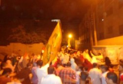 بنى سويف: الثوار يحتفلون بإنتصار المقاومة الفلسطينية في مسيرة ليلية