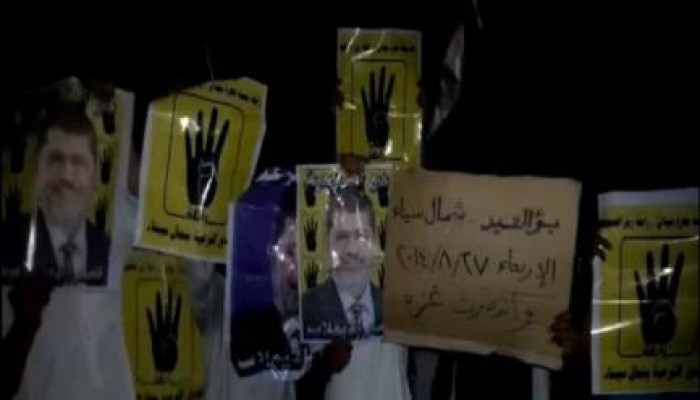 شمال سيناء: وقفة ليلية بـ بئرالعبد رفضاً للانقلاب واحتفالاً بنصر المقاومة في غزة