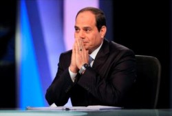 كاتب بريطاني: "الطاقة" تدفع السيسى الفاشل إلى تبادل الديون بمزيد من الديون