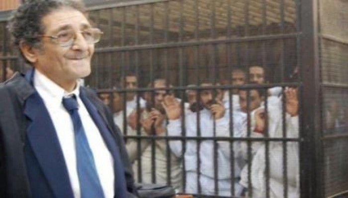 "البلتاجي" وأٍسرته ينعون الحقوقي "سيف الإسلام حمد"