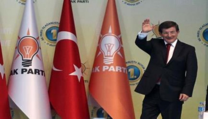 داوود أوغلو يحدد ملامح حكومته عشية تكليفه