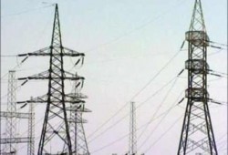 الغرفة التجارية بالشرقية توصي برفع أسعار الكهرباء "بشكل هائل"