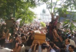 الجزيرة مصر: في جنازة أحمد سيف الاسلام.. حضر الإخوان. وغابت رموز اليسار!