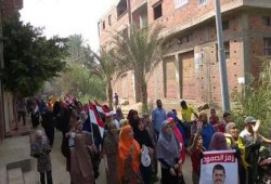 بالصور .. دمياط : مسيرة حاشدة لثوار البصارطة رغم حصار امن الانقلاب