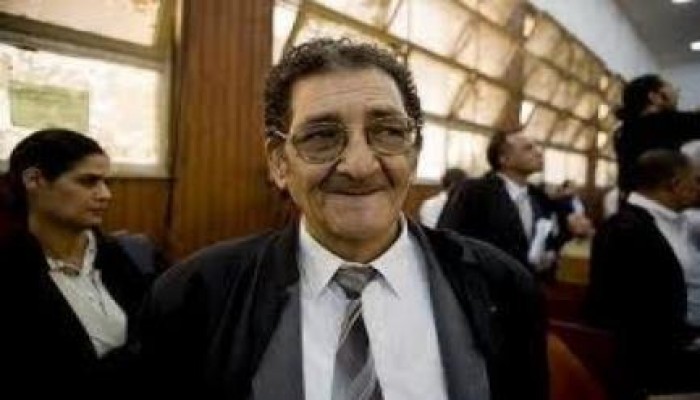 "عائشة الشاطر"و زوجة "البلتاجي" تشاركان بعزاء "سيف الإسلام"