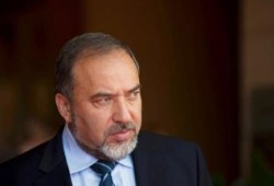 "ليبرمان": صمود "حماس" يسبب لي إزعاجًا