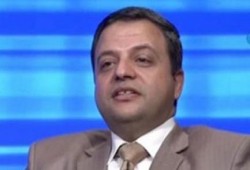 "شرابي" لـ"العمدة": هل تظن أن العسكر يسلم بالخيار الديمقراطي؟