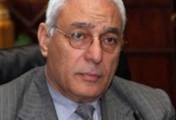 نائب رئيس جامعة الأزهر "الانقلابي" أحمد حسني: يطالب بتواجد الشرطة داخل الحرم الجامعي
