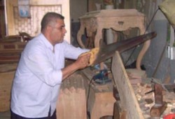 بالفيديو.. 35 ألف ورشة نجارة موبيليا بدمياط تواجه شبح الإفلاس