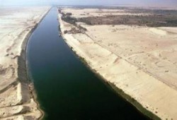 "ف. تايمز": لهذه الأسباب مشروع قناة السويس بلا جدوى