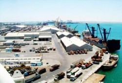 بسبب الكهرباء.. شلل في الموانئ وطوارئ بقناة السويس وتوقف مصانع الصلب والخسائر مليار جنيه