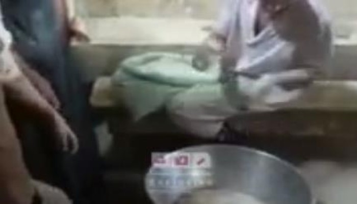 عهد الظلام : مخبز يبيع العجين بدلاً من الخبز بأسيوط بسبب انقطاع الكهرباء (فيديو)