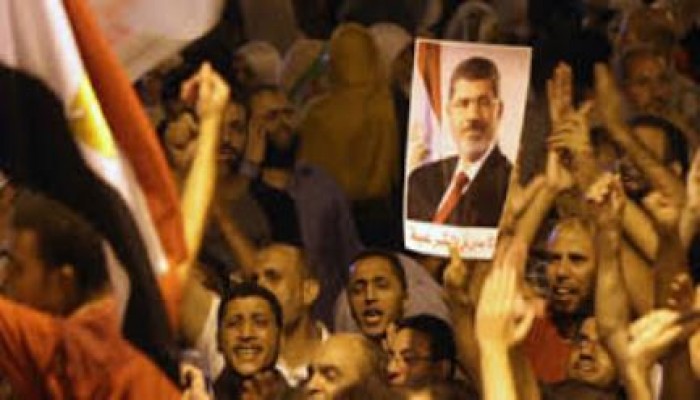 مسيرة ليلية لثوار الزيتون والمطرية في جمعة"ثورة حتى النصر"