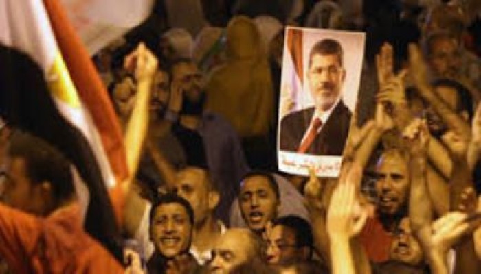 مسيرة ليلية لثوار الزيتون والمطرية في جمعة"ثورة حتى النصر"