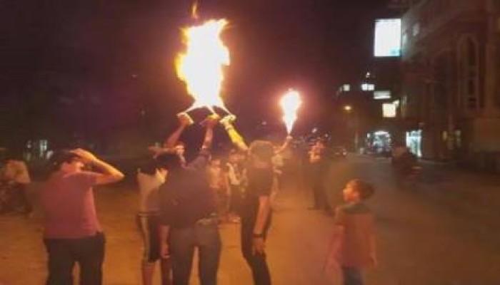 دمياط: وقفة لثوار الخياطة بدمياط تطالب برحيل حكم العسكر (صور)
