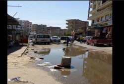 القنطرة غرب بالإسماعيلية تغرق في مياه الصرف الصحى