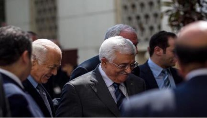 عباس يتسبب في أزمة بالجامعة العربية بهجومه على "حماس"