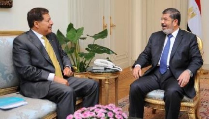 زويل 2012: مرسي عالم.وزويل 2014: السيسي اول من يقدر العلماء