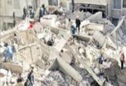 مصرع 2 فى انهيار عقار بالاسكندرية والاهالى ينددون بتأخر الدفاع المدنى