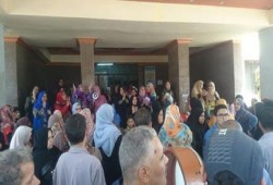 العشرات من معلمي الشرقية يقررون التنازل عن الجنسية المصرية