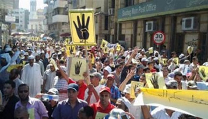 "مصر كبيرة عليهم"مسيرة لأهالي القوصية بأسيوط تنديدا باستمرار الأزمات اليومية