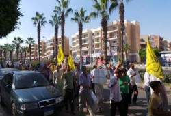 "مصر كبيرة عليهم" ثوار برج العرب : فاشل ياسيسى .. يا حكومة ظالمة الدنيا "بايظة "