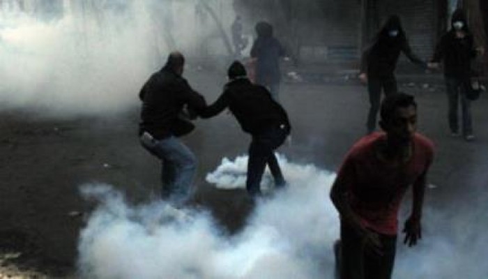 "مصر كبيرة عليهم" اعتداء  أمن الانقلاب على مسيرة حدائق حلوان بالغاز والرصاص
