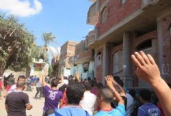 "مصر كبيرة عليهم" دمياط: شباب ضد الانقلاب بالبصارطه يهتف بسقوط حكم العسكر (صور)