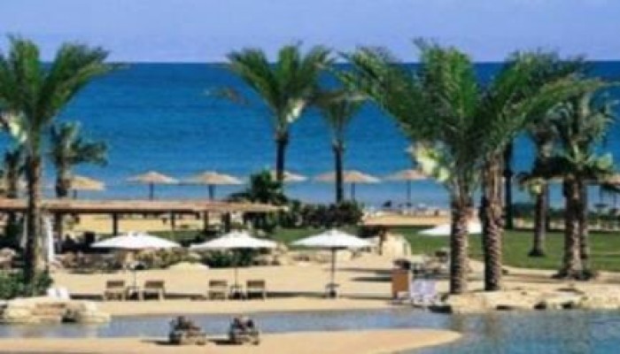 تصاعد اضرابات العاملين بالقطاع السياحي بالبحر الاحمر