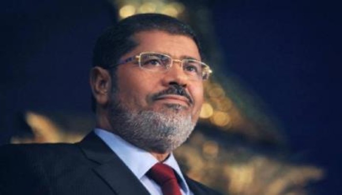 الحركة الإسلامية بفلسطين تكرم "مرسي" وتلقبه بـ"نصير الأقصى"