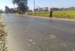 سلسلة بشرية ﻷهالى قرية دميرة تندد بسوء اﻻحوال المعيشية