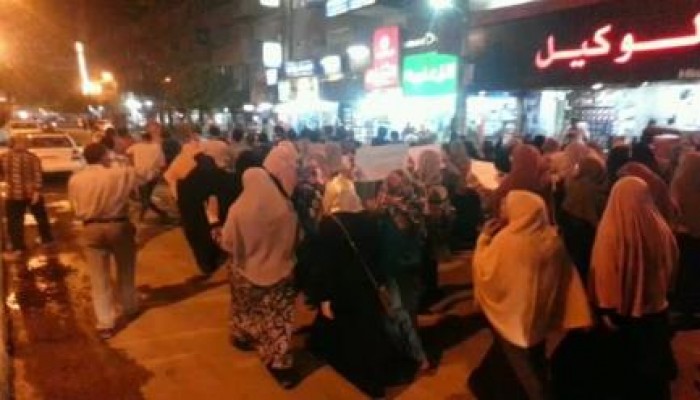 مسيرة ليلية ببندر بني سويف ترفع شعار ثورة الغلابة