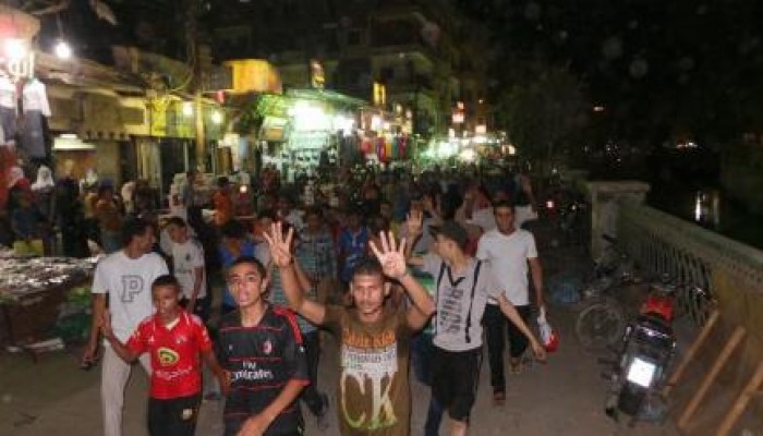 ثوار الفيوم يستكملون فعاليات اسبوع "مصر كبيرة عليهم" بتظاهرة ليلية حاشدة