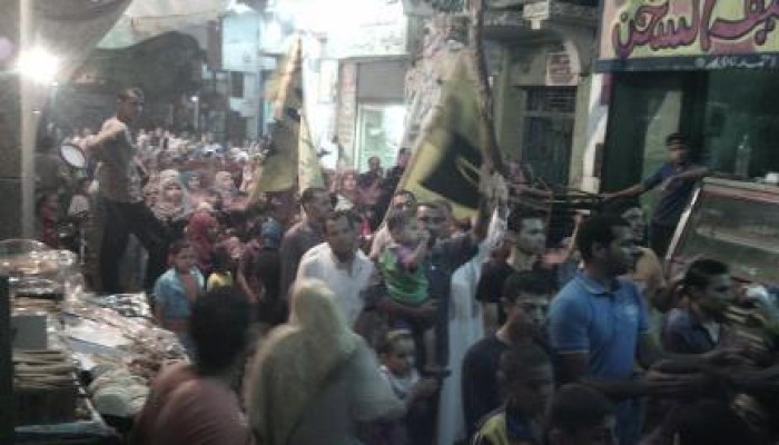 بني سويف: أهالي قرية اشمنت يتحدون القبضة الأمنية بمسيرة ليلية حاشدة