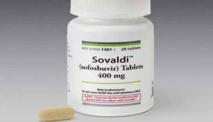 الانقلاب يمنح شقيقة مميش" توكيل عقار فيروس "سى" على حساب الغلابة