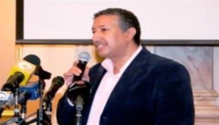 الشريف ينفي وجود مشاورات مع السيسي حول المصالحة