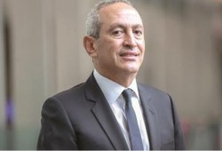 حكم بحبس الملياردير المصري ناصف ساويرس 3 سنوات