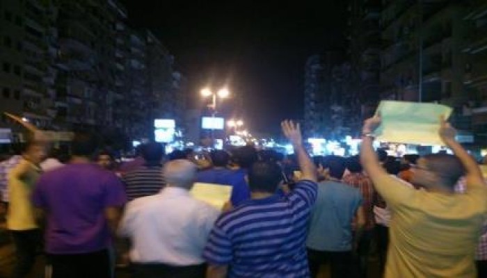 مسيرة غاضبة بالمقطم ضد حكم العسكر و سوء الأوضاع المعيشية