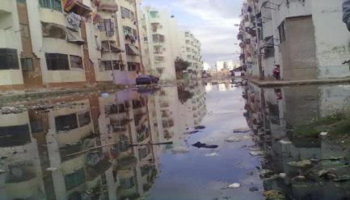 مواطنة ببورسعيد: تروي معاناتهم من مشكلة الصرف الصحي