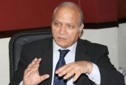 عبد الله الأشعل: الانقلاب يقود الدولة للسقوط