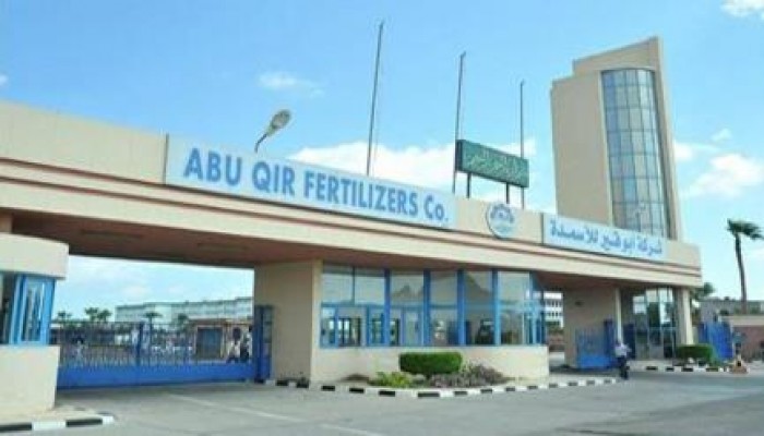 بعد وقف ضخ الغاز.. الانقلاب يدمر صناعة الأسمدة بالإسكندرية