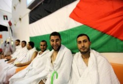 أول فوج من حجاج غزة يغادر إلى السعودية عبر معبر رفح البري
